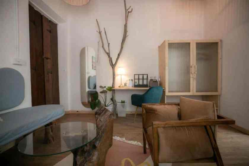 Circle Hotel Guest Room