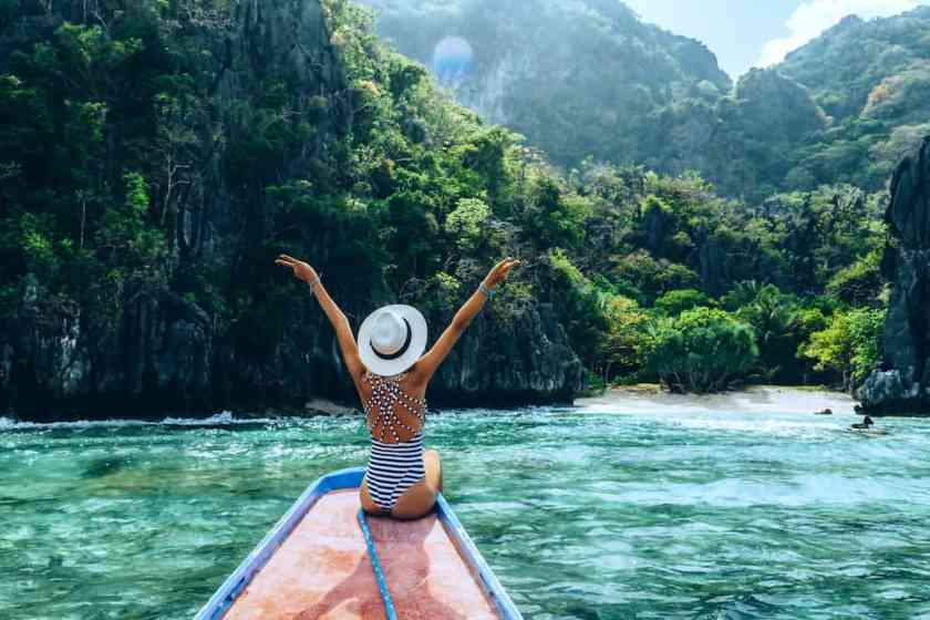 19 Breathtaking Places to Explore in The Philippines 2 El Nido Philippines