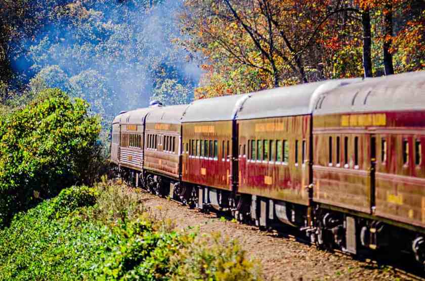 19 Amazing Places to Visit in November in the USA 15 Great Smoky Mountains Railroad