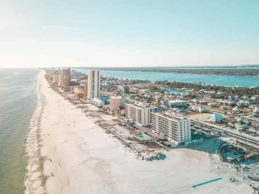 19 Amazing Places to Visit in November in the USA 24 Gulf Shores, Alabama