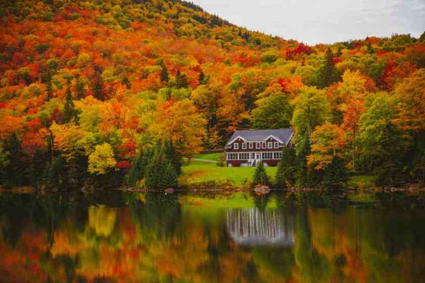 House by a Lake in New England