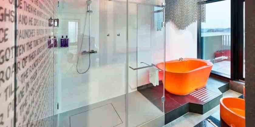 Jaz Hotel Guest Bathroom
