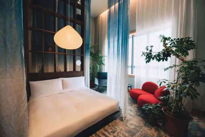 K6 Hotel Bedroom