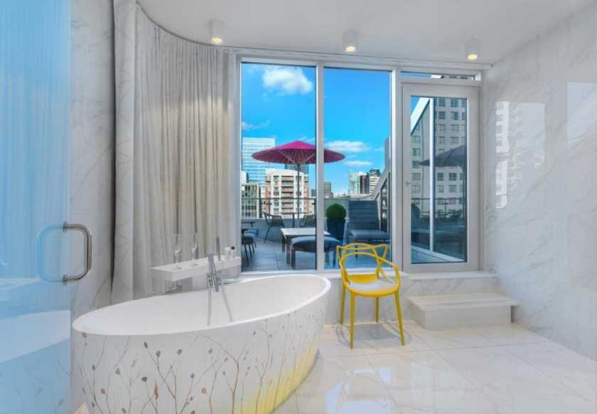Le Mount Stephen my bathroom