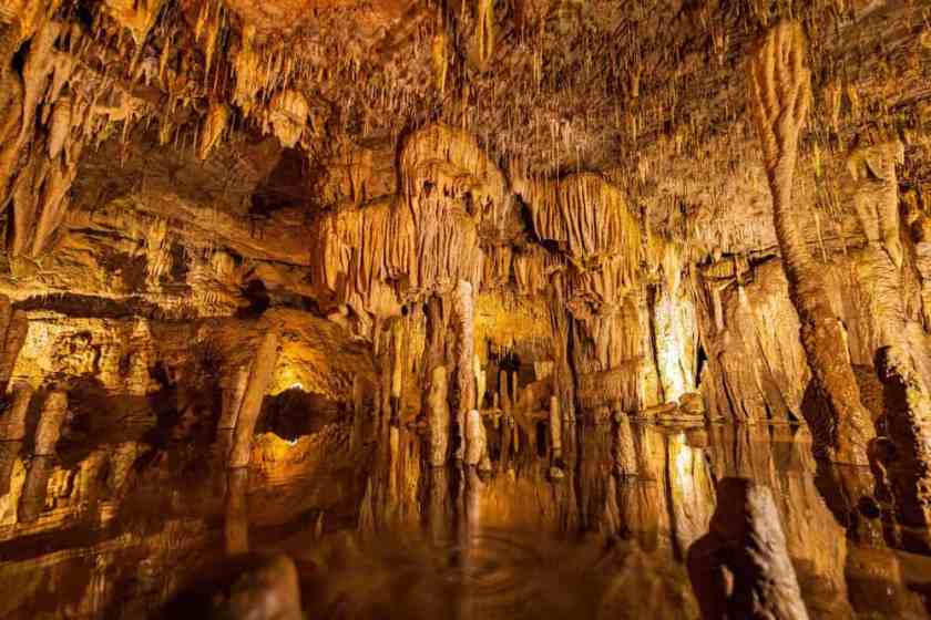 Meramec Caverns