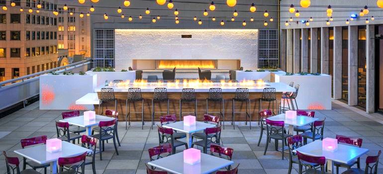 Motif Hotel Rooftop Bar