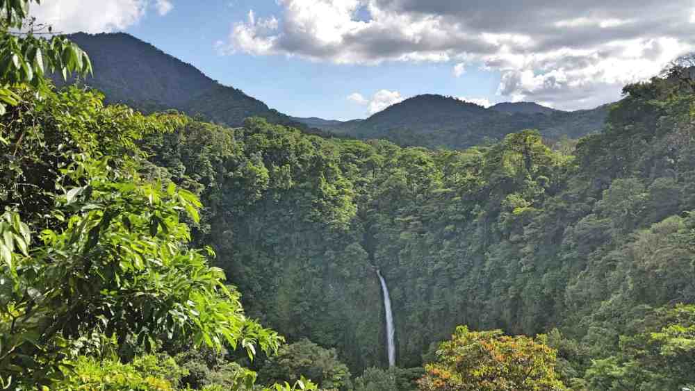 18 Breathtaking Places to Explore in Costa Rica