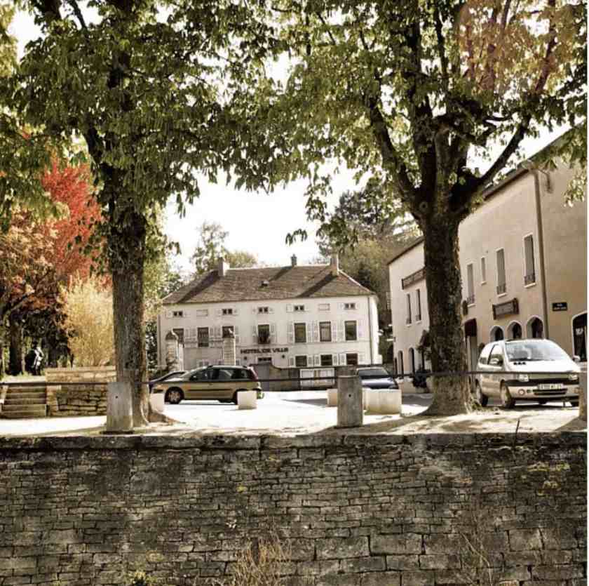 My photo of hotel de ville at pontailler sur saone in Burgundy taken in spring 2024