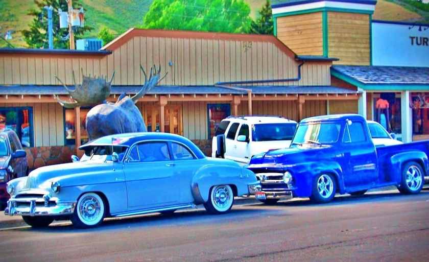 Jackson’s downtown — vintage cars, Western storefronts, and that iconic moose statue!