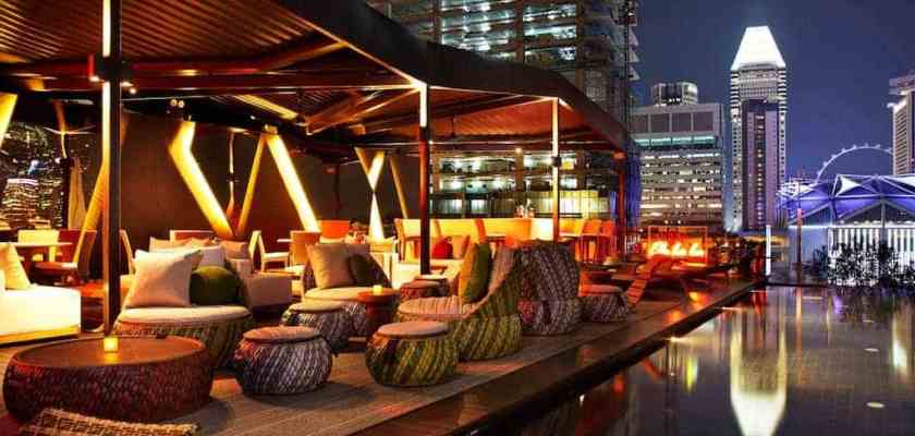 Naumi Hotel Bar