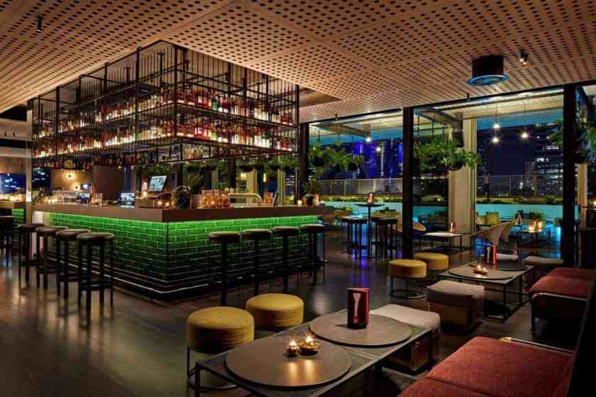 QT Hotel Bar