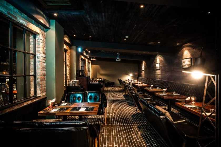 SR Hotel Sadang restaurant