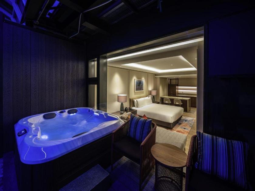 The Ambassador Seoul - my guest room