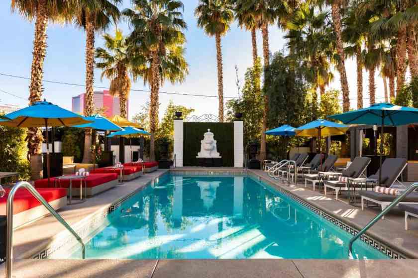 The Lexi Hotel Swimming Pool