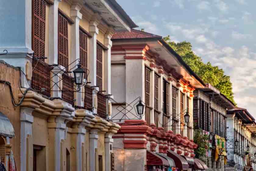 19 Breathtaking Places to Explore in The Philippines 12 Vigan town