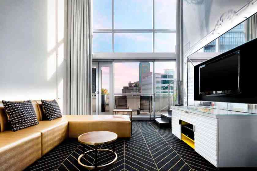 W Montreal Large Suite